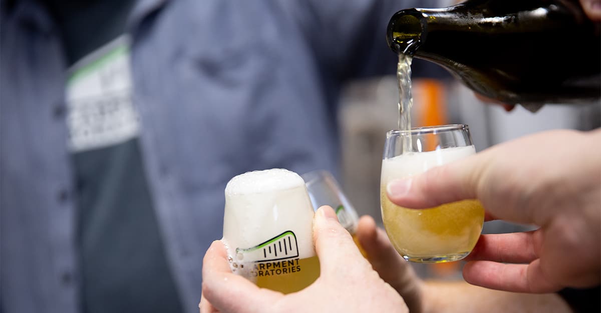 How Yeast Can Help Smaller Breweries Join the NA Beer Game