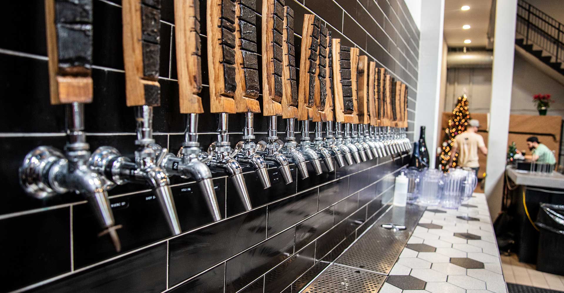 Behind the Bar: Elevating Service to the Level Your Beer Deserves